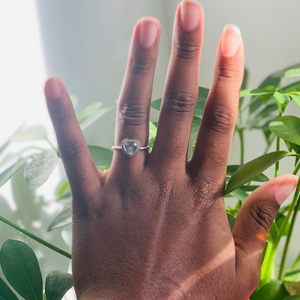 🚫SOLD🚫Pandora Sparkling Love Heart Ring